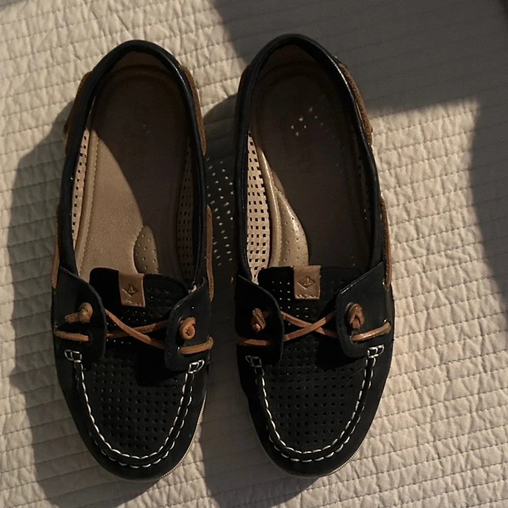 Black and Tan Loafers SPERRY - Picture 1 of 4